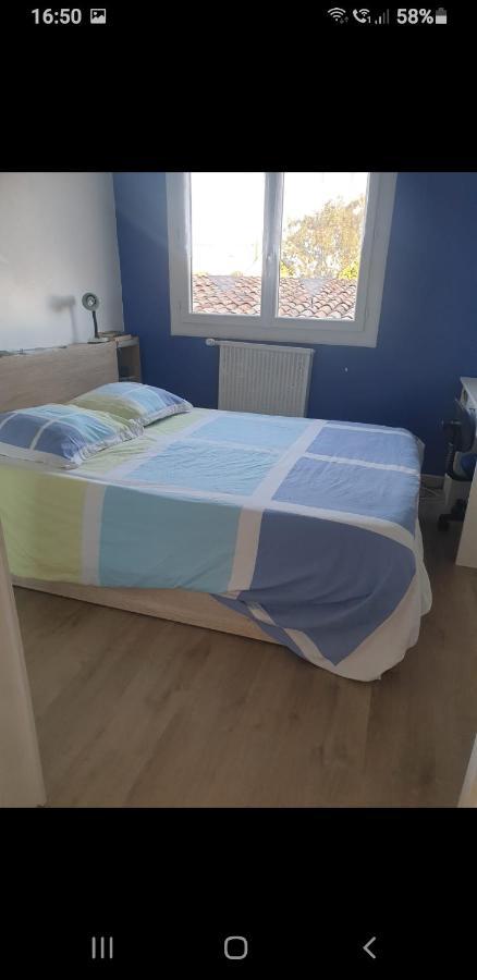 Chambre Chez Habitant 1 Carbon-Blanc Bagian luar foto